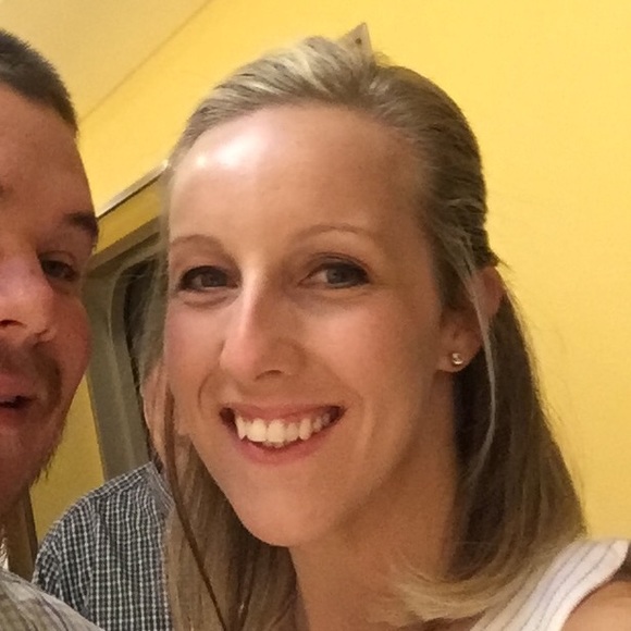 Meet your Posher, Caroline - Picture 1 of 1